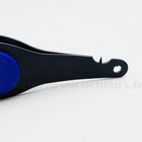 Coupe –fil large débouche oeillets bleu